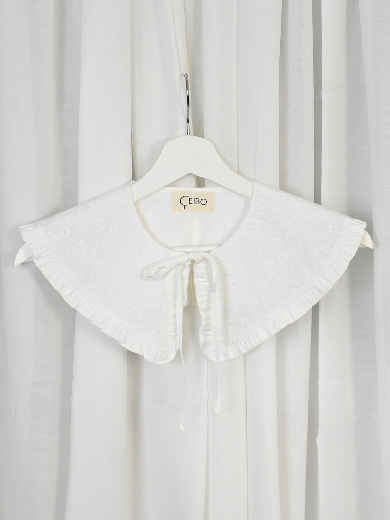 Collar, Flowers White