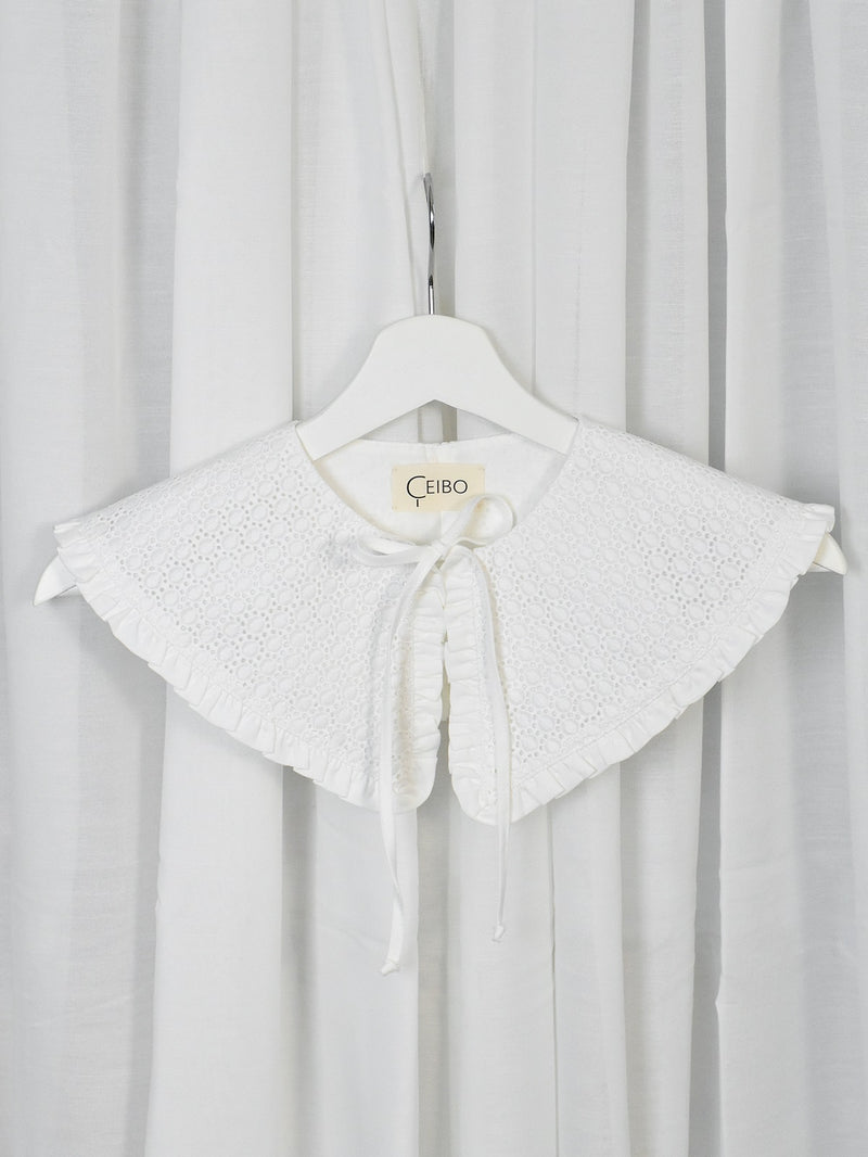 Collar, Circles White